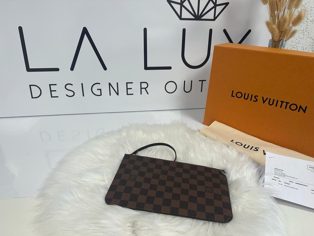 Louis Vuitton Pochette Clutch*