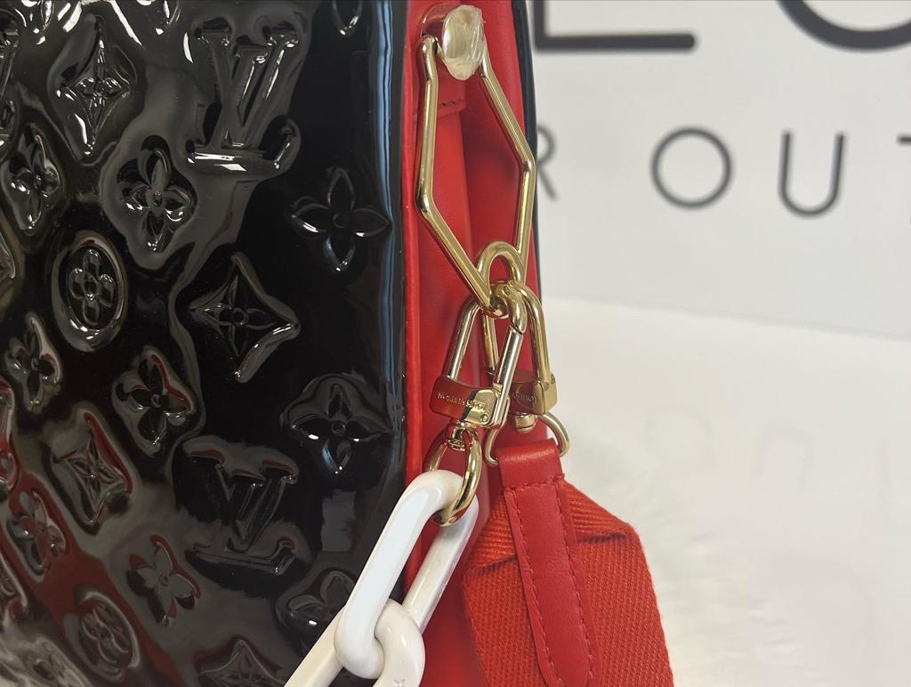 Louis Vuitton Coussin MM*