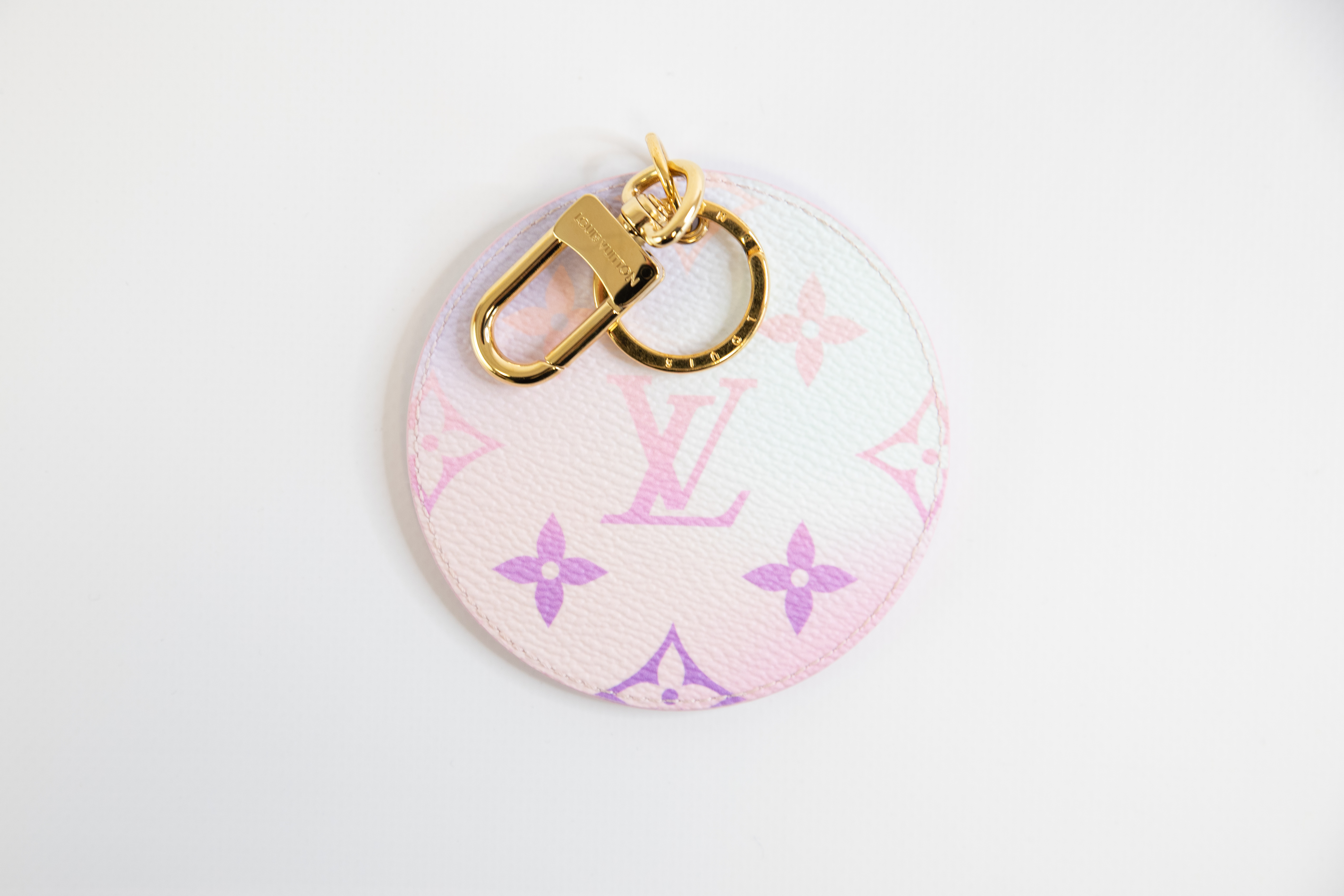 Louis Vuitton Illustre Anhänger pastel