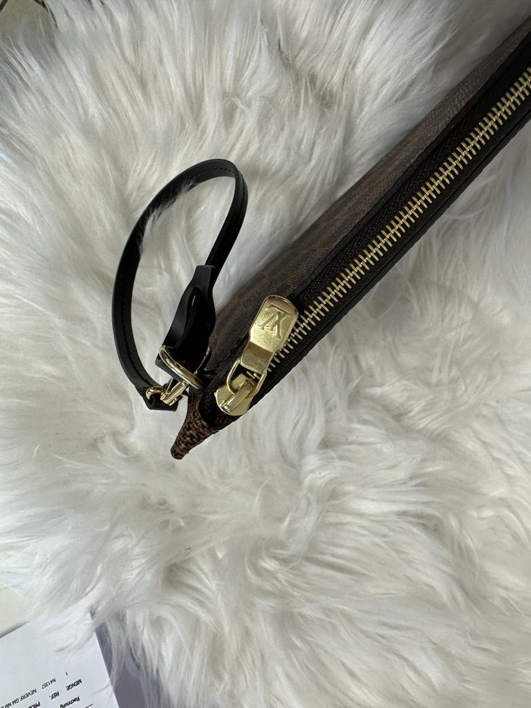 Louis Vuitton Pochette Clutch*