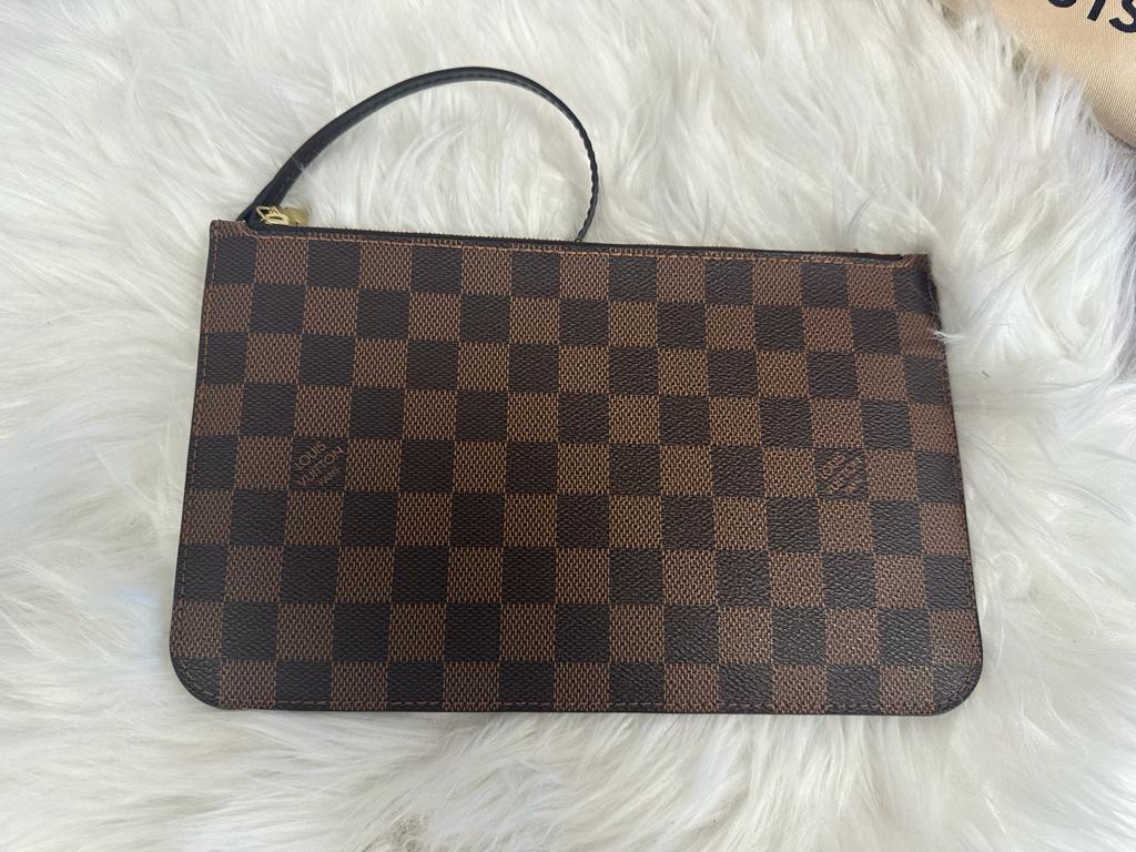 Louis Vuitton Pochette Clutch*